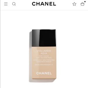 CHANEL VITALUMIERE AQUA FOUNDATION